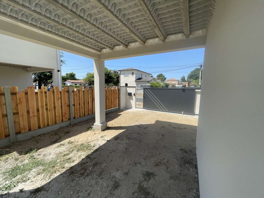 Maison à SAINT-MEDARD-EN-JALLES