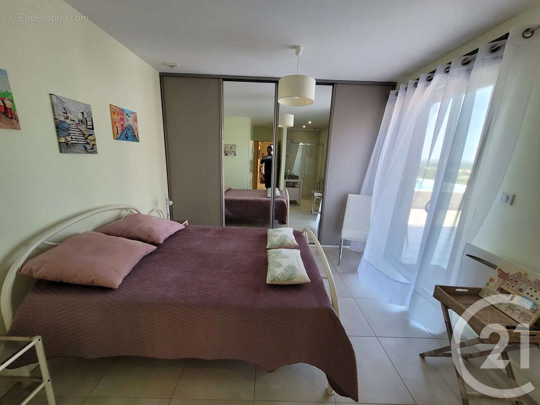 Maison à MONTANS