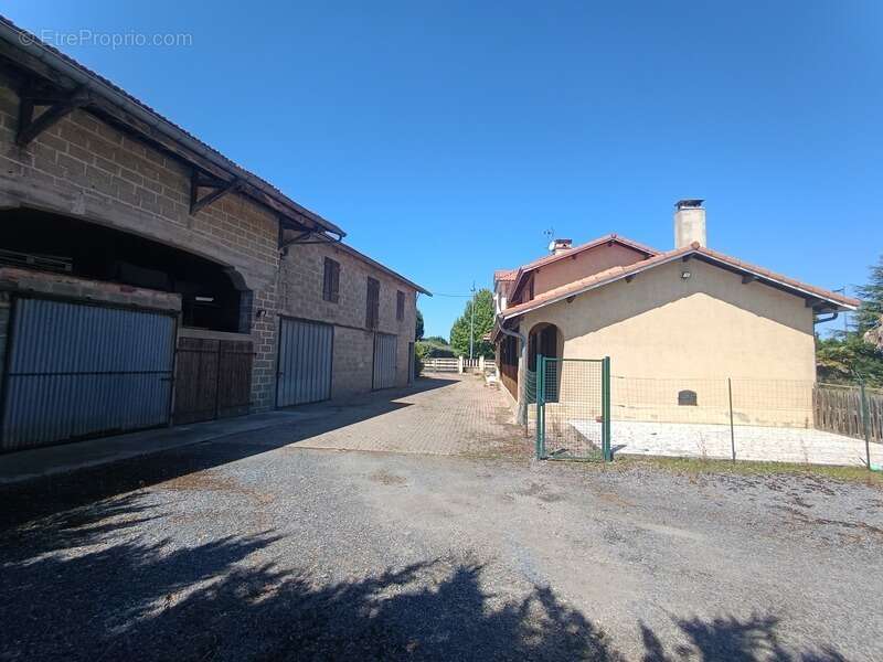 Maison à AIRE-SUR-L'ADOUR