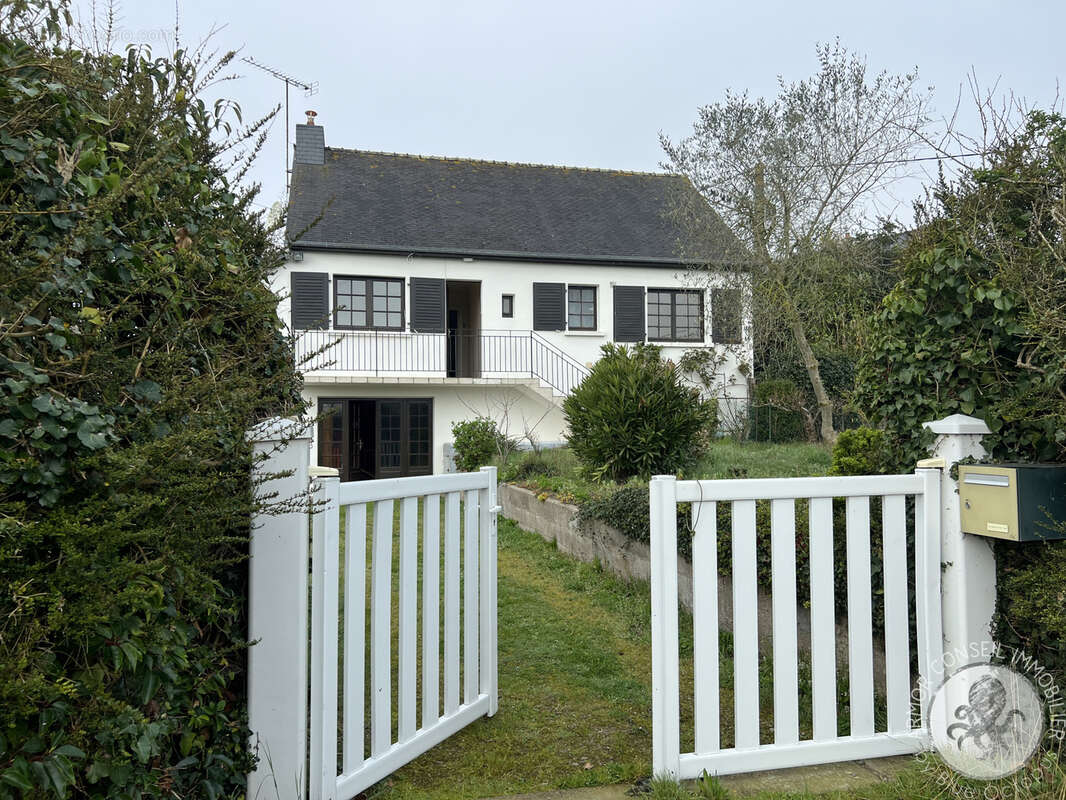 Maison à FREHEL