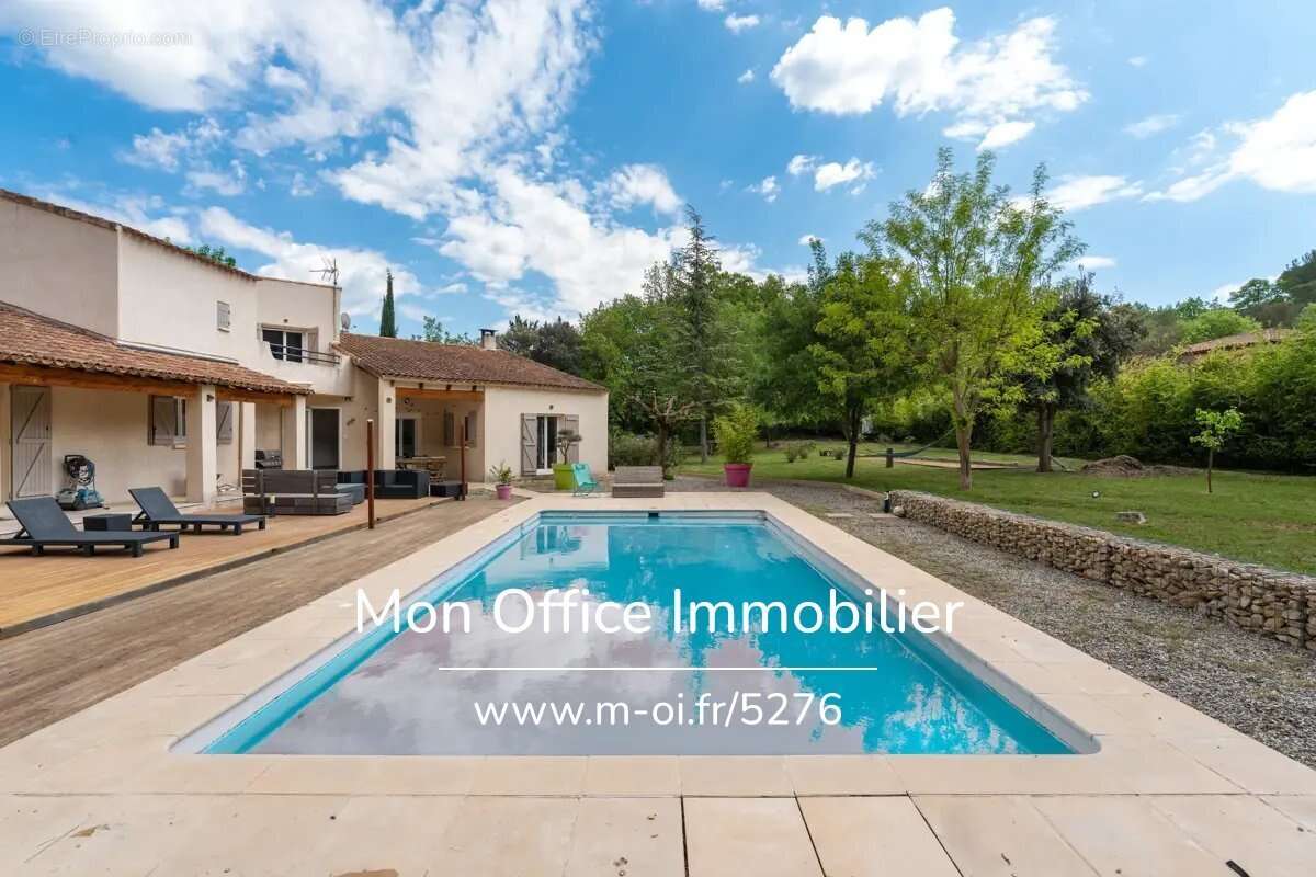 Référence : 6685-DVI. - Maison Familiale 5 pièces avec piscine et garage au calme - photo 7