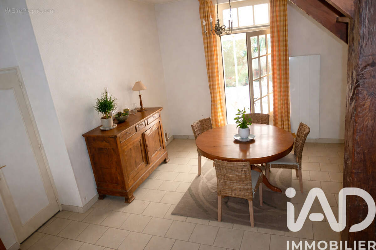 Photo 2 - Maison à LA ROCHELLE