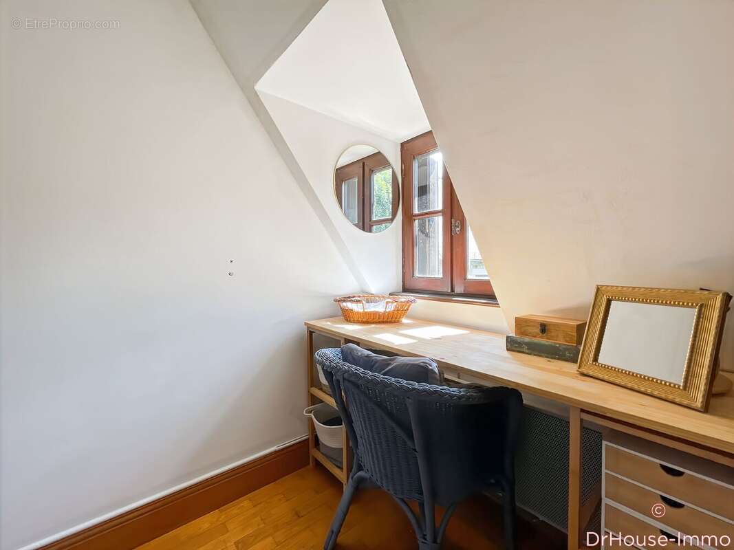 Maison à MONCEAUX-SUR-DORDOGNE