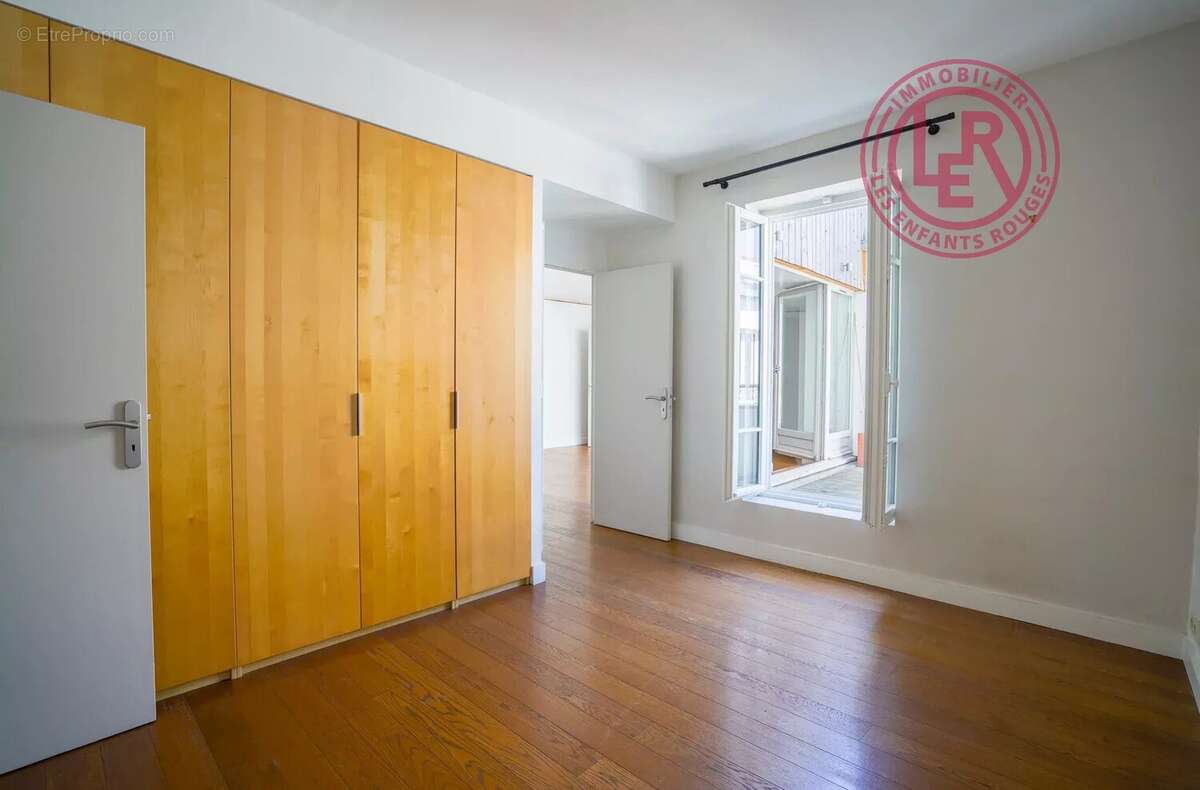Appartement à PARIS-11E