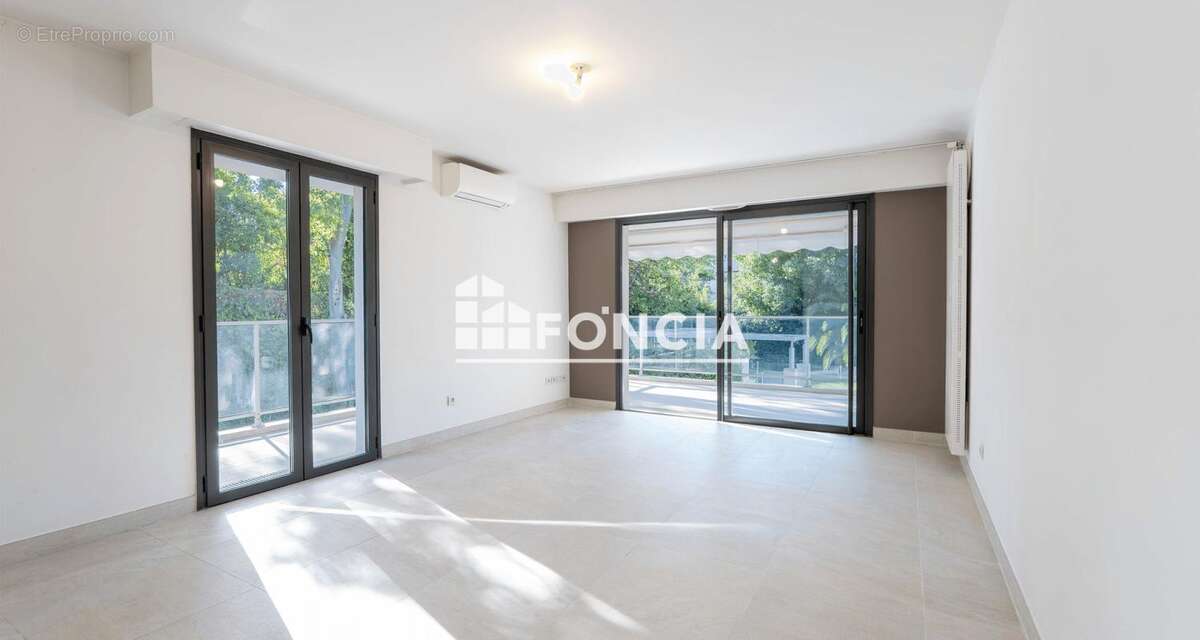 Cannes montrose 3p luxe terrasse 25m2 sud piscine double box - photo 7