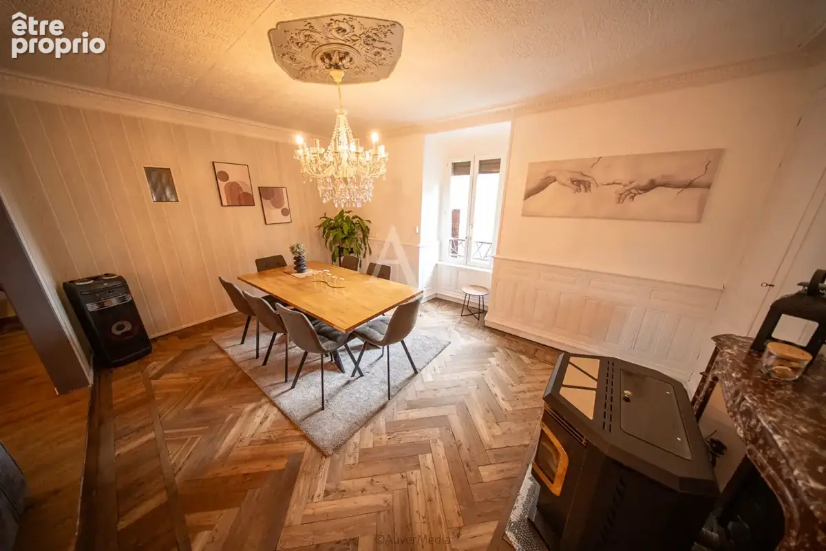 Maison de bourg 7 pièce(s) - 134 m2 - Beaulieu - photo 2