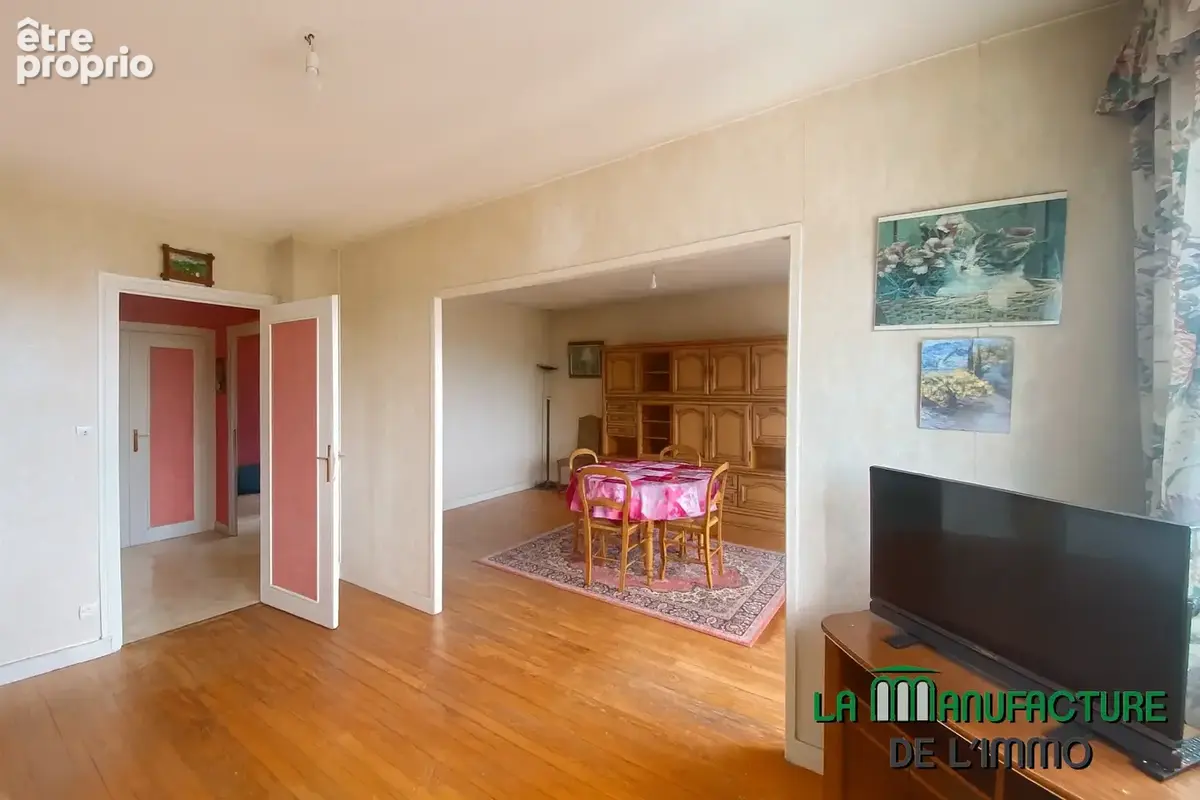 Appartement f3 traversant et lumineux avec balcon / saint-etienne hpl - photo 5