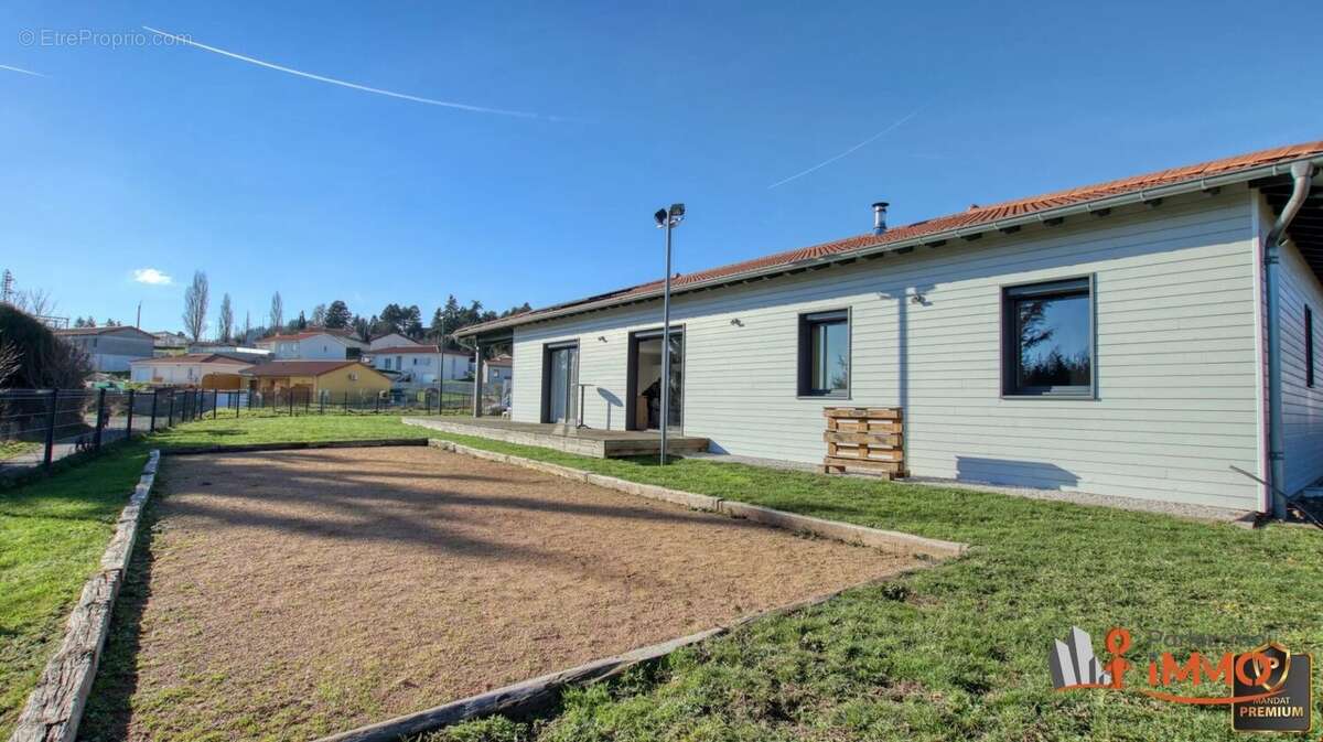 Maison à LA TOURETTE