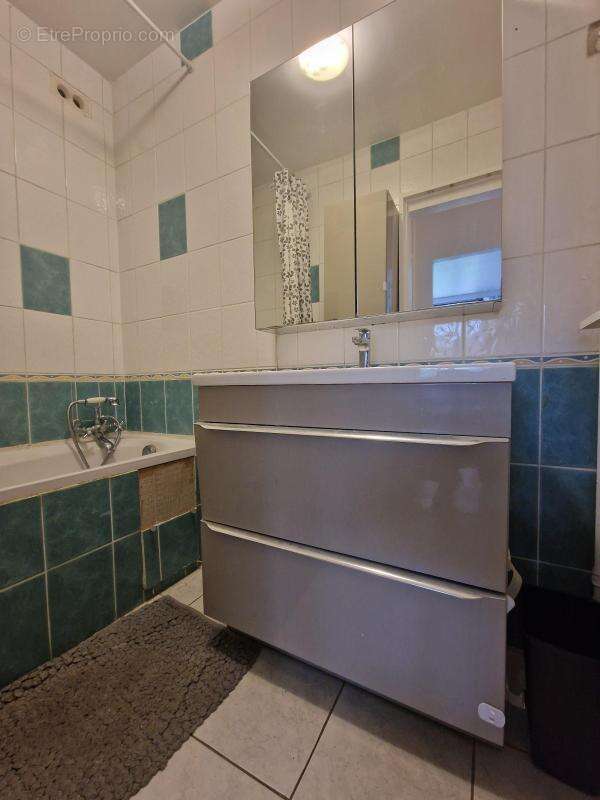 Appartement à VAIRES-SUR-MARNE