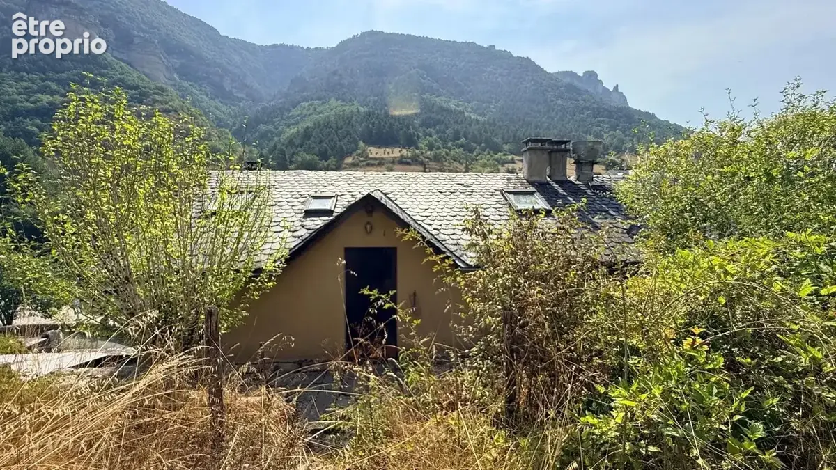 Maison de village avec terrain et garage - photo 8