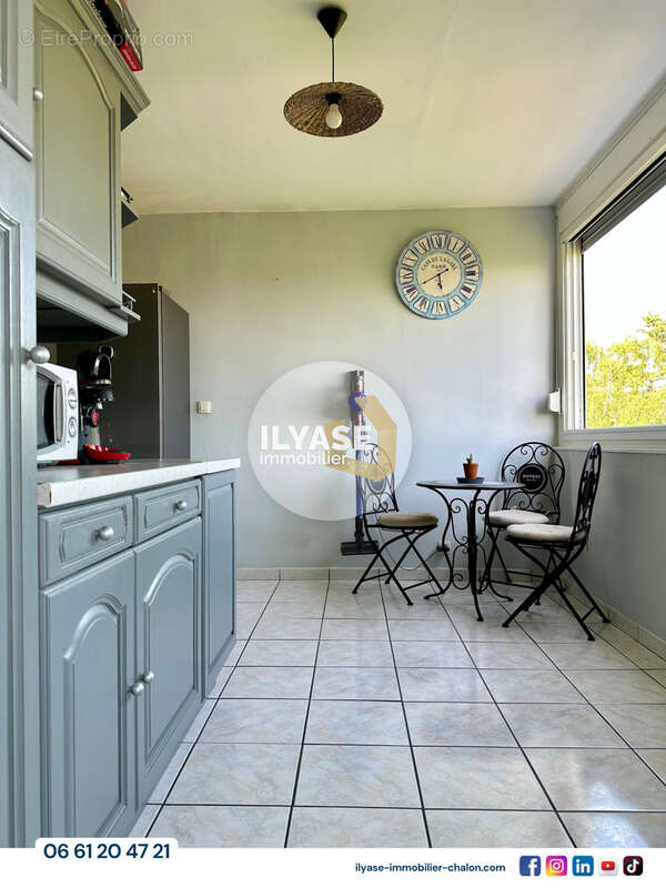 Appartement T4  93 m2  2 balcons  1 garage  1 cave - photo 9