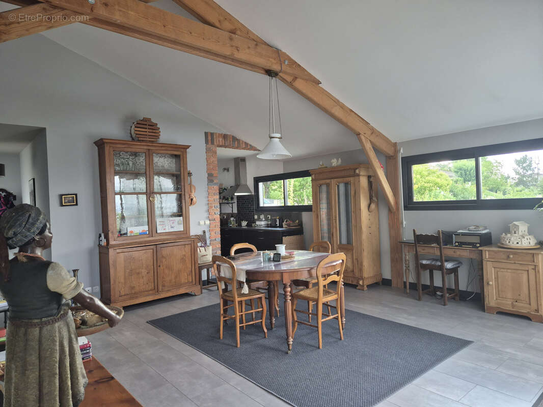 Maison contemporaine 130 m2 - St Astier - secteur privilégié - 4 chambres - arboré - - photo 4