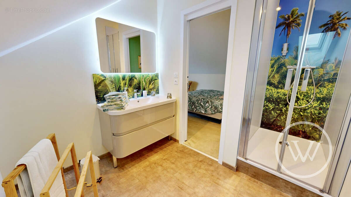 Maison 572 m² à Lapalisse  - photo 8