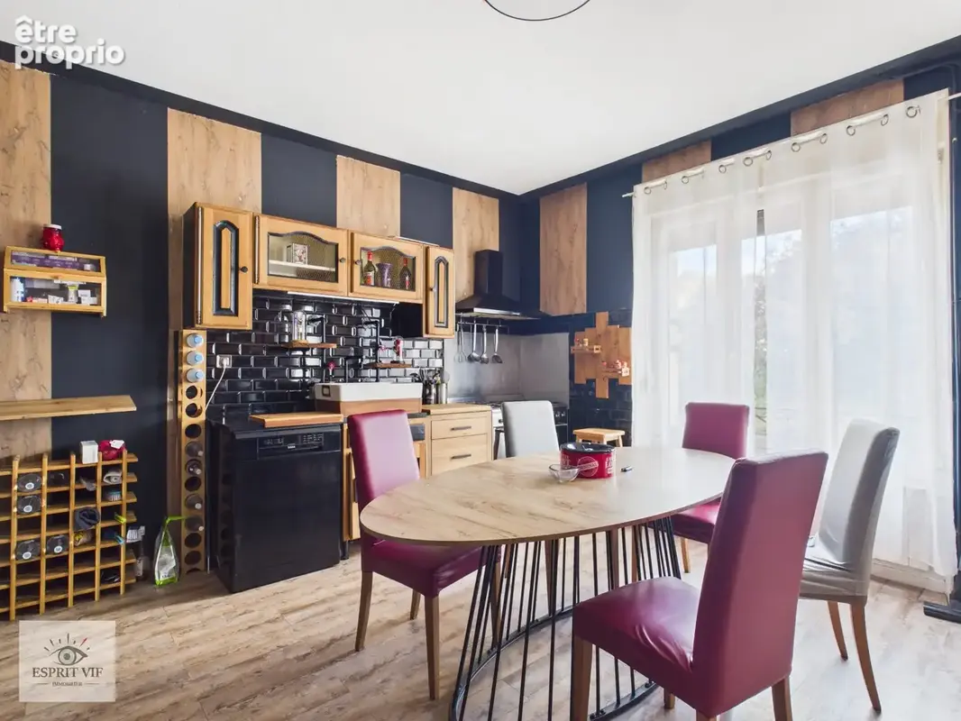 Maison 127 m² à Neuves-Maisons  - photo 2