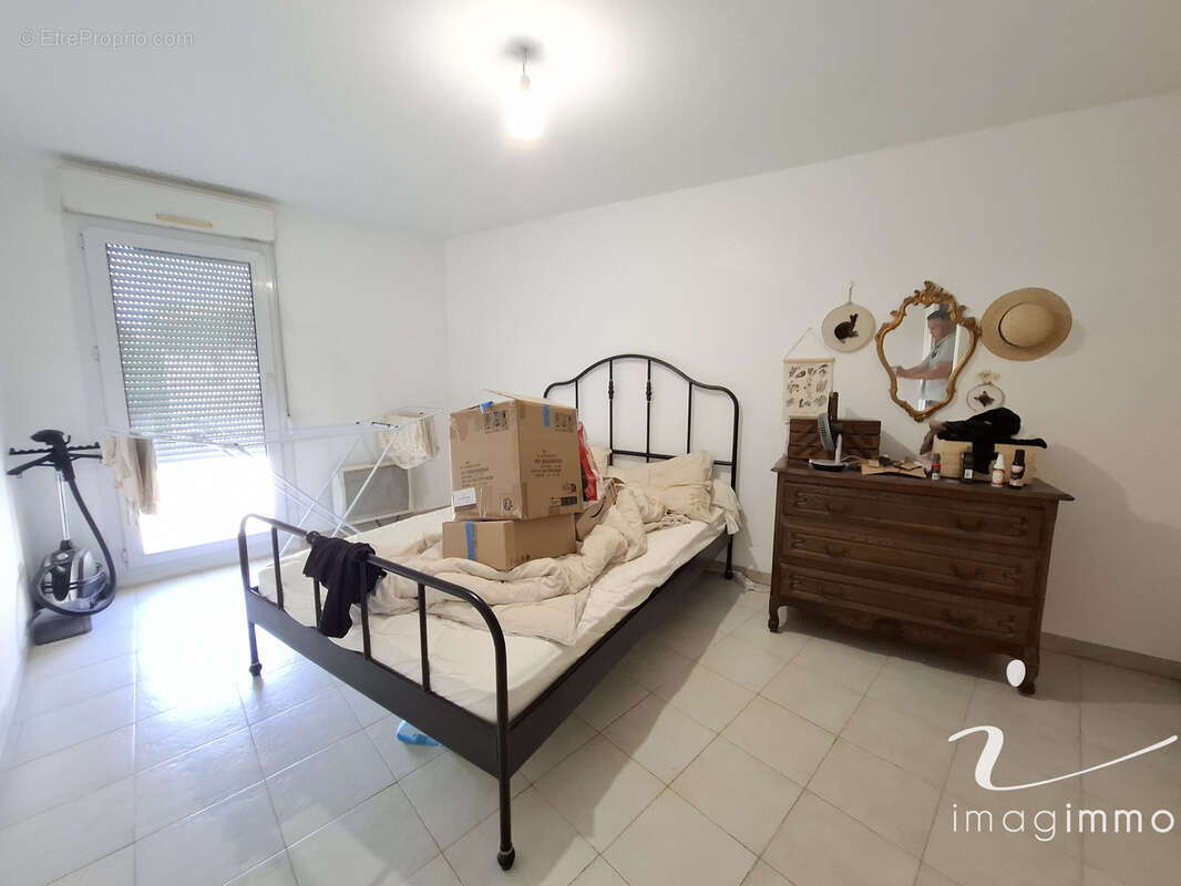 Dans une petite copropriété de 7 lots avec de faibles charges, découvrez cet appartement T3 avec une vue excep - photo 5
