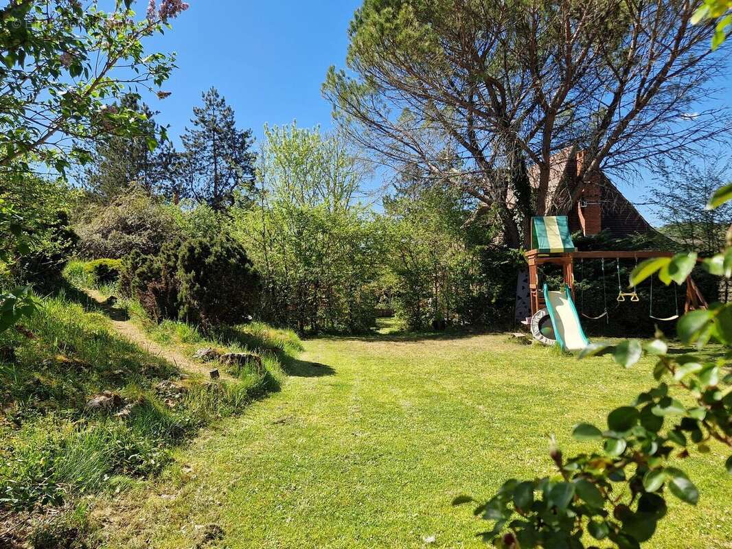 20260409152032 - Maison à SAVIGNAC-DE-MIREMONT