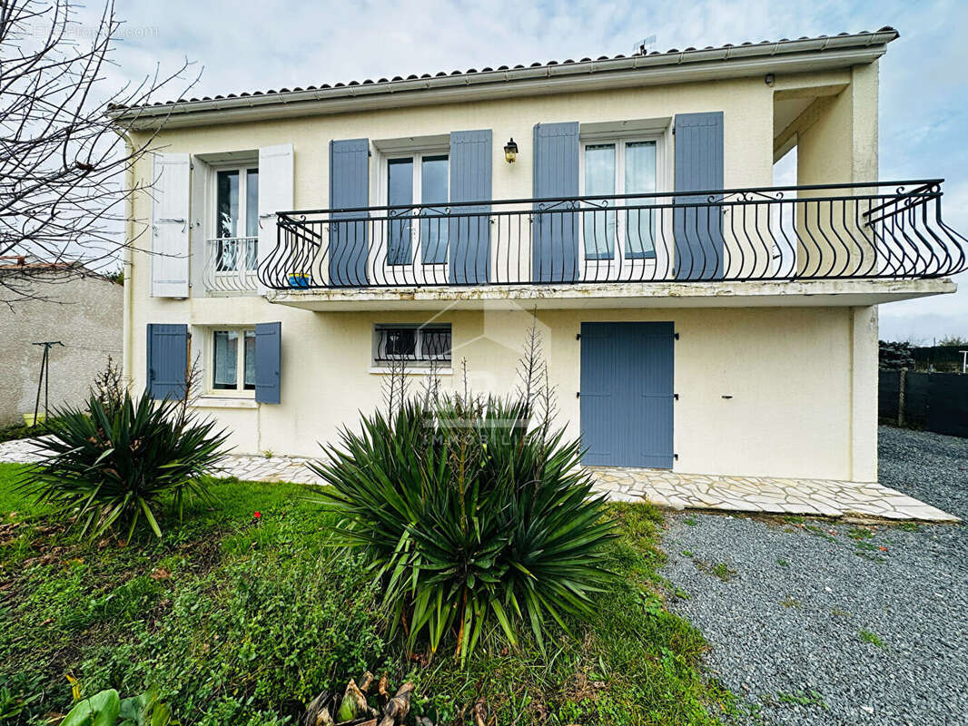 Maison à SEMUSSAC