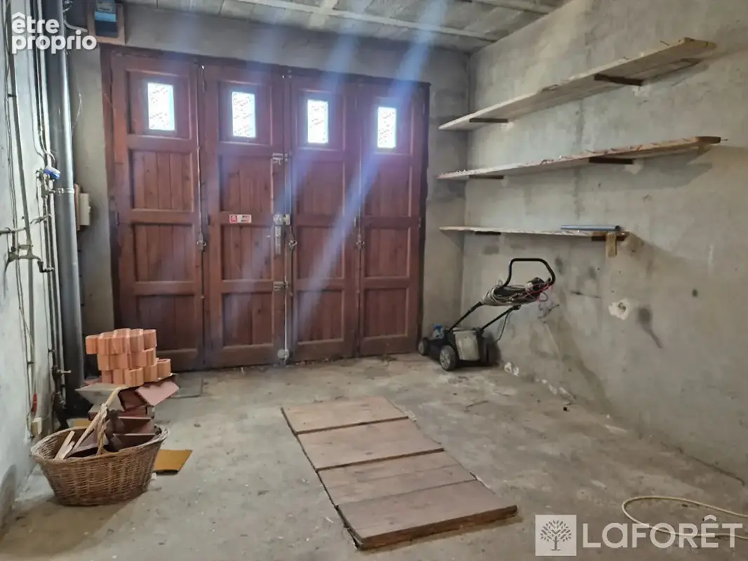 Maison 3 faces de 163 m² avec jardin et garage - photo 16
