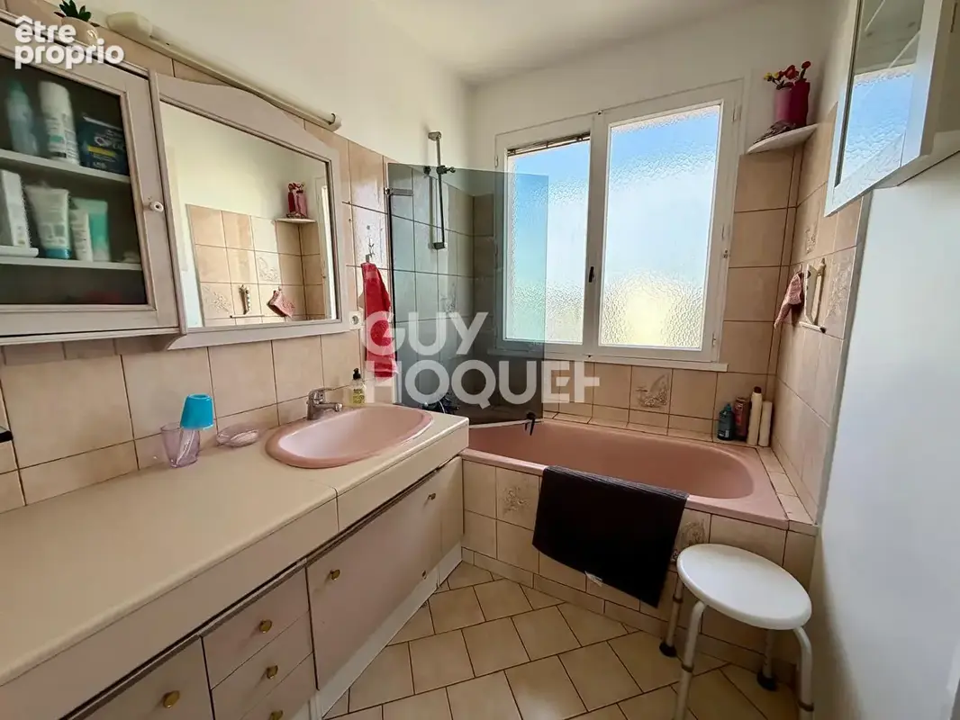 Meudon-la-forêt - 4 pièces - 77,17 m² - 10e étage - vue dégagée -terrasse, balcon, cave et parking - photo 11
