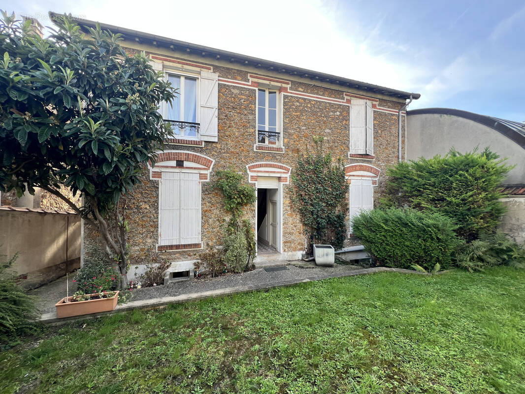 Appartement à JUVISY-SUR-ORGE