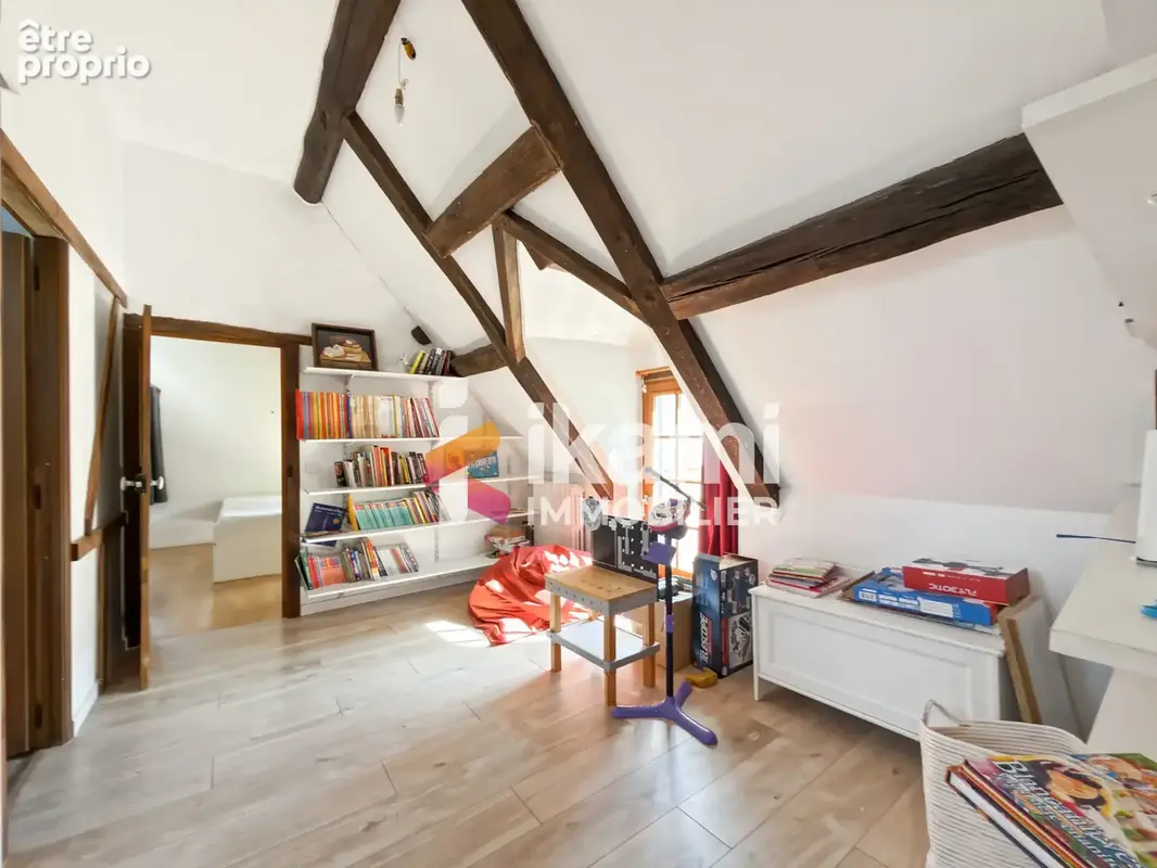 Maison 9 pièces de 265 m2 à Villechétive 89320 - photo 15