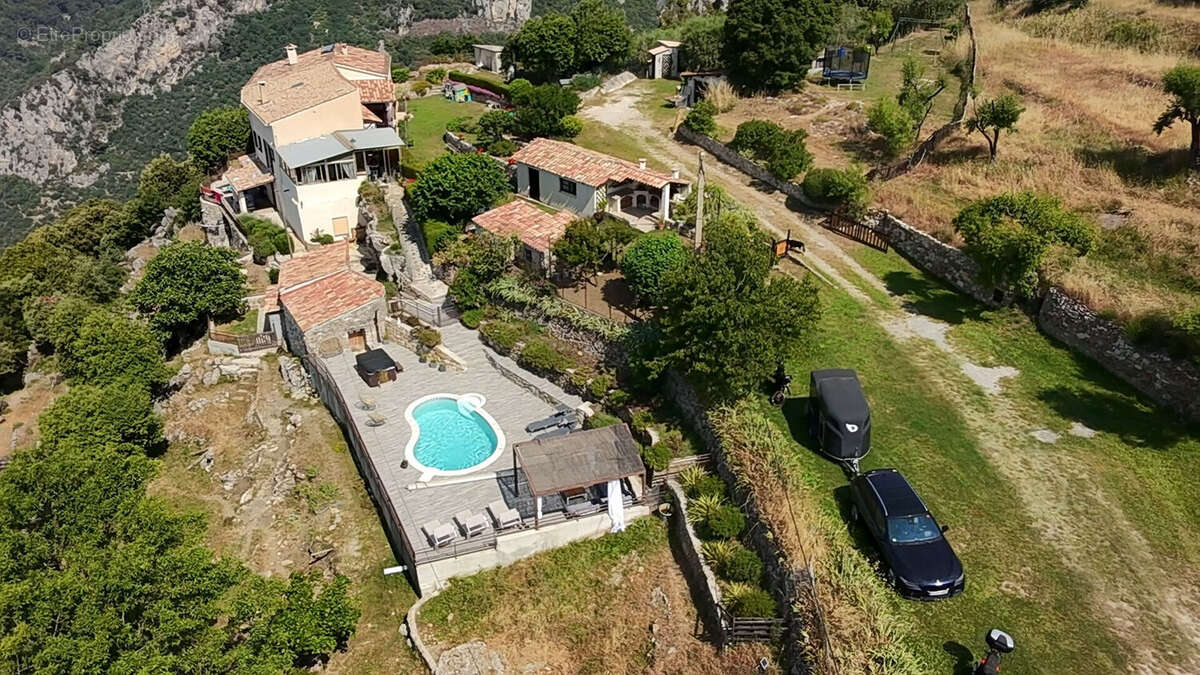 Maison à TOUET-DE-L'ESCARENE