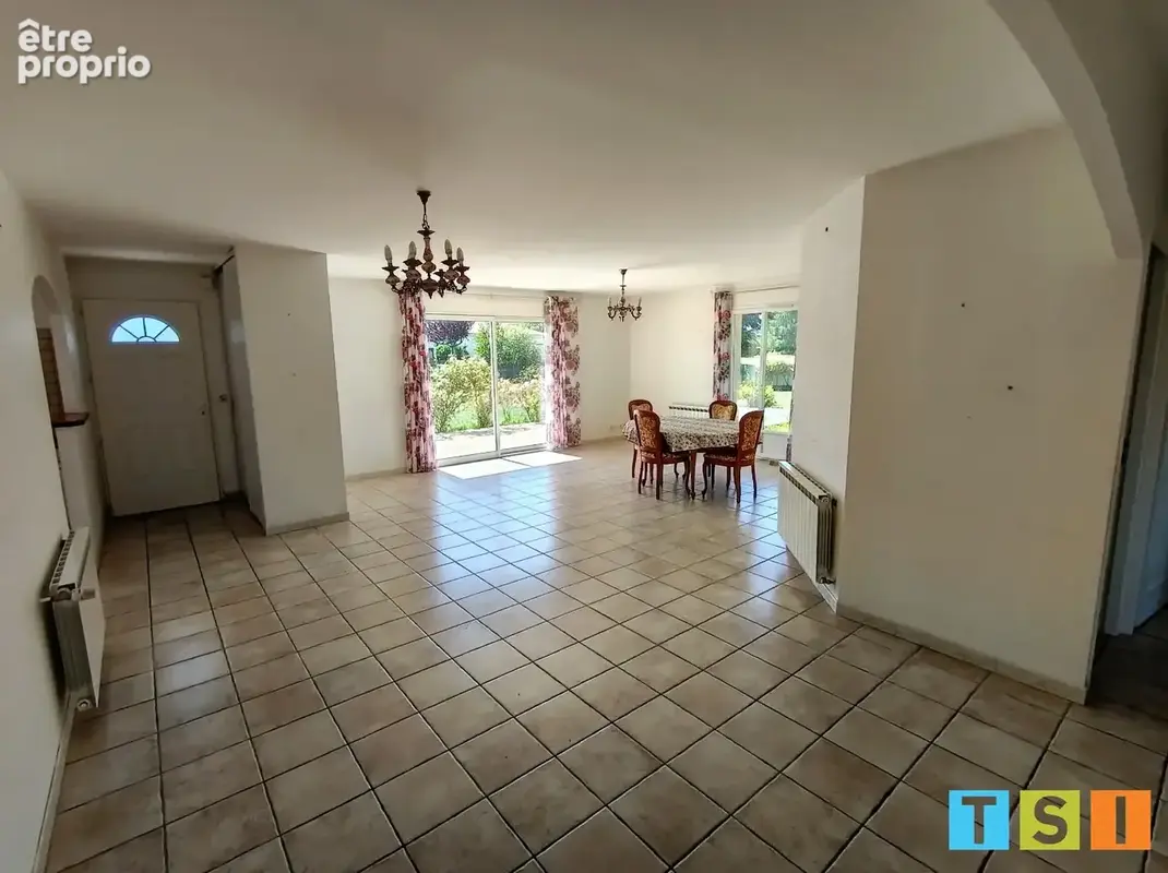 MONTREJEAU: villa de plain-pied sur un terrain de 18828 m². - photo 6