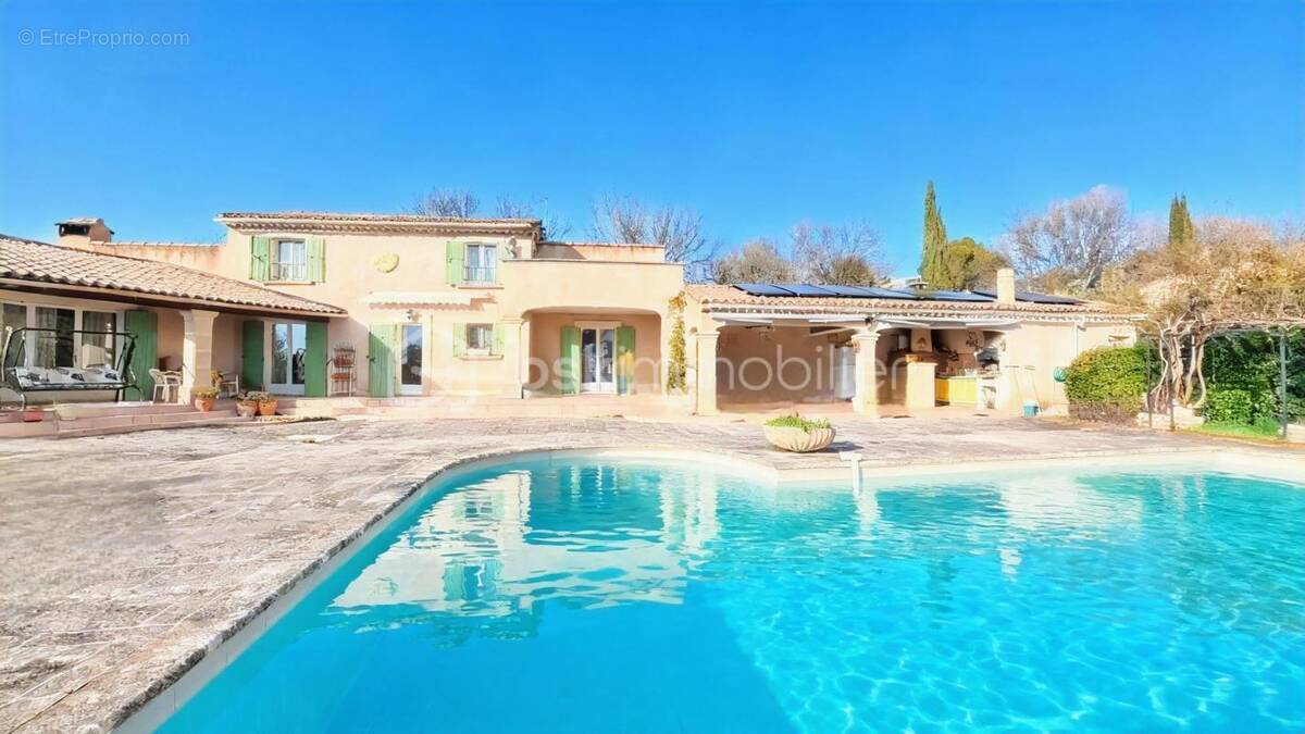 Maison à LAURIS