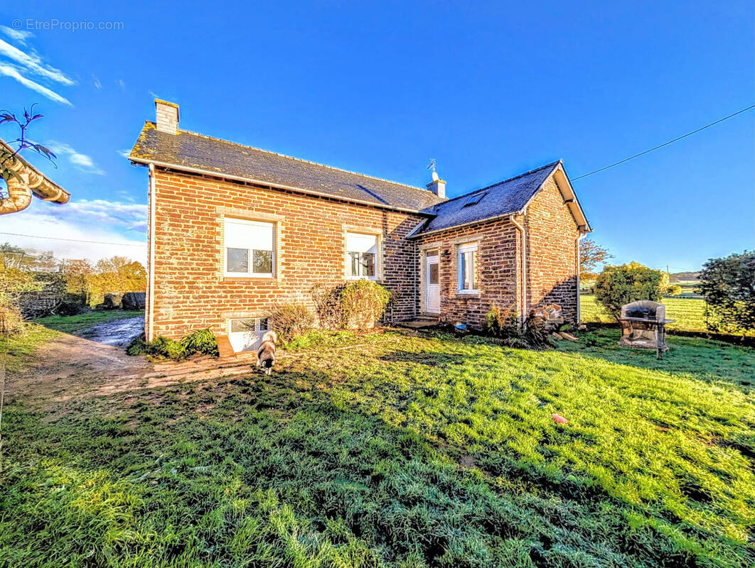 Maison à MAURE-DE-BRETAGNE