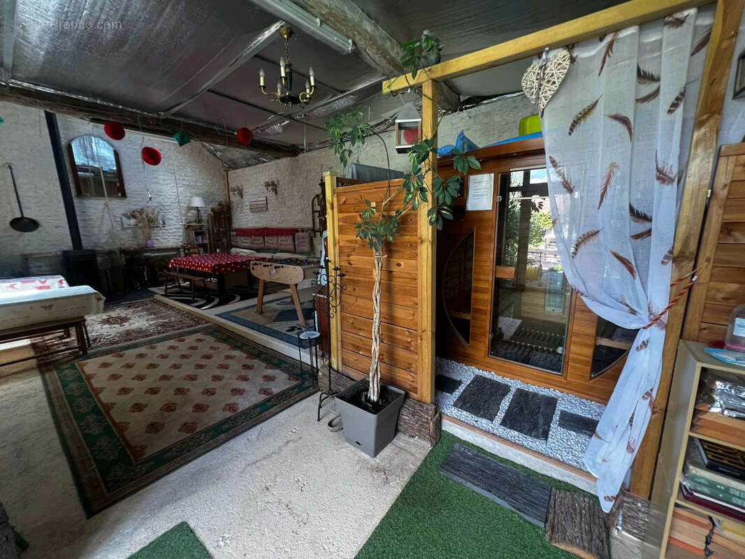 PROPRIÉTÉ de 300m2 hab et DEPENDANCES dans PARC 2550m2 - photo 28