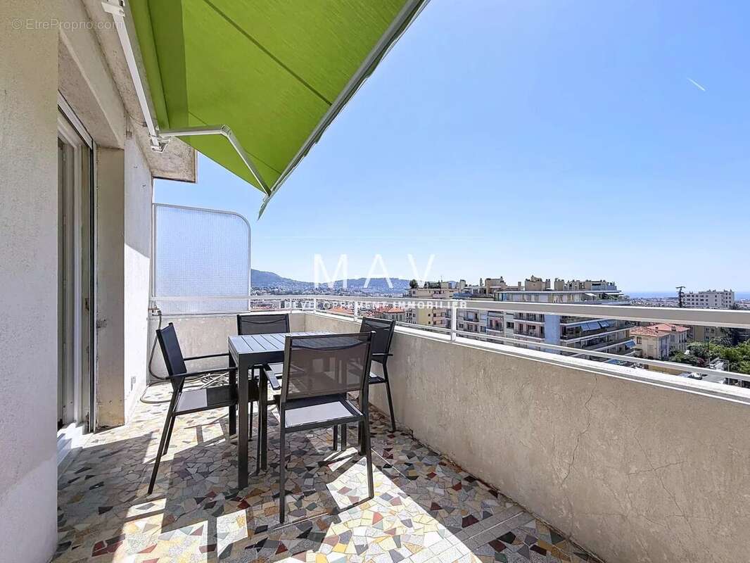 Appartement à NICE