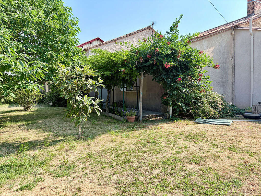 Propriété sur 4 hectares proche Villeréal - photo 9