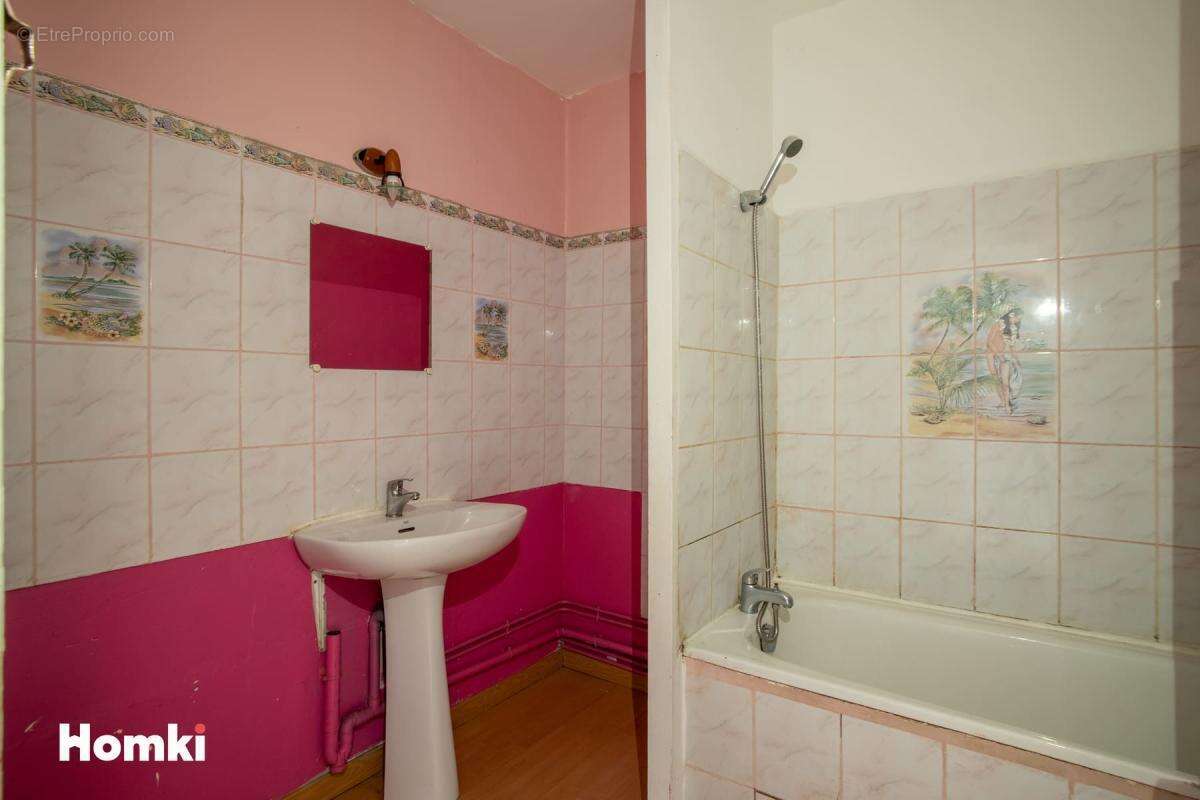 Appartement à LA SEAUVE-SUR-SEMENE