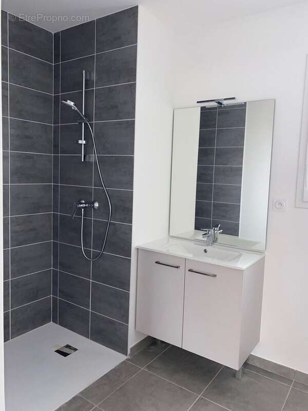 Photo 2 - Appartement à TOURNON-SUR-RHONE