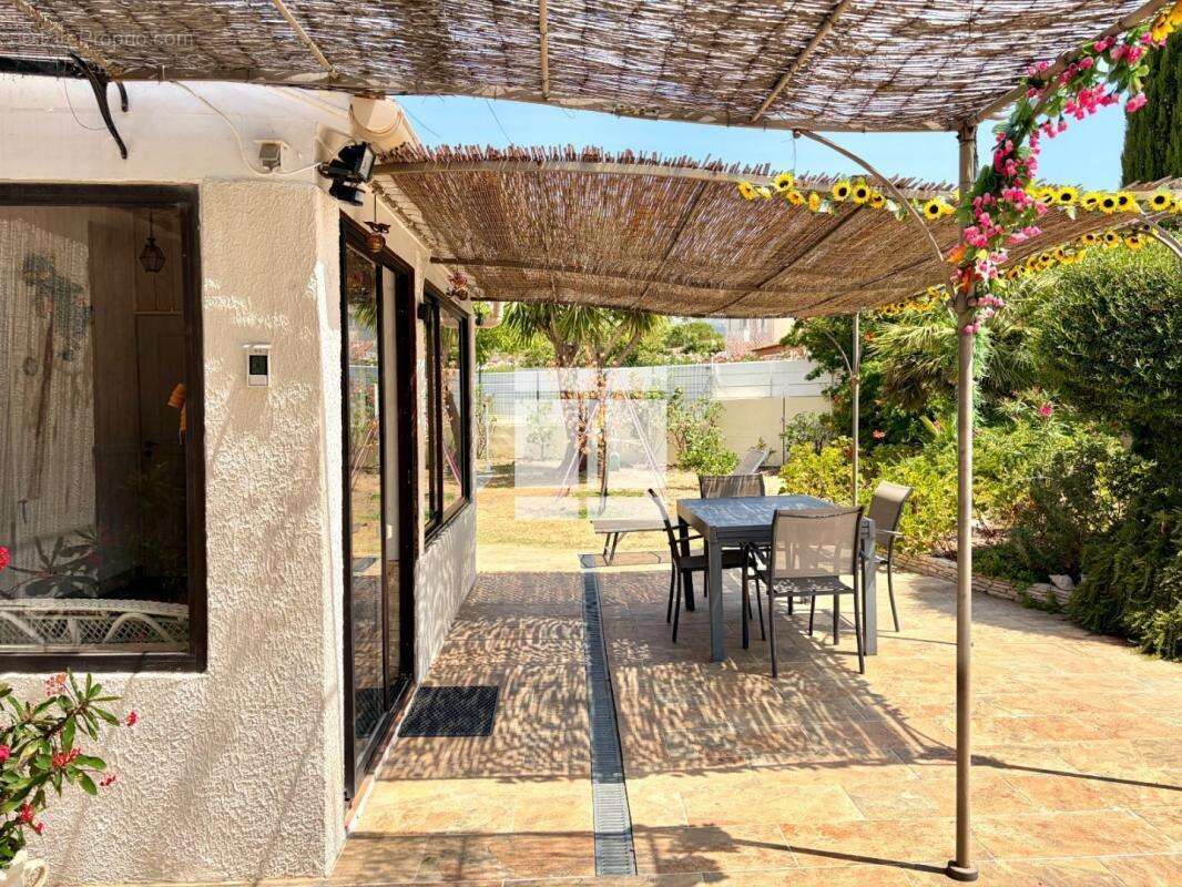 Maison de plain-pied avec vue exceptionnelle sur les domaines viticoles - photo 20
