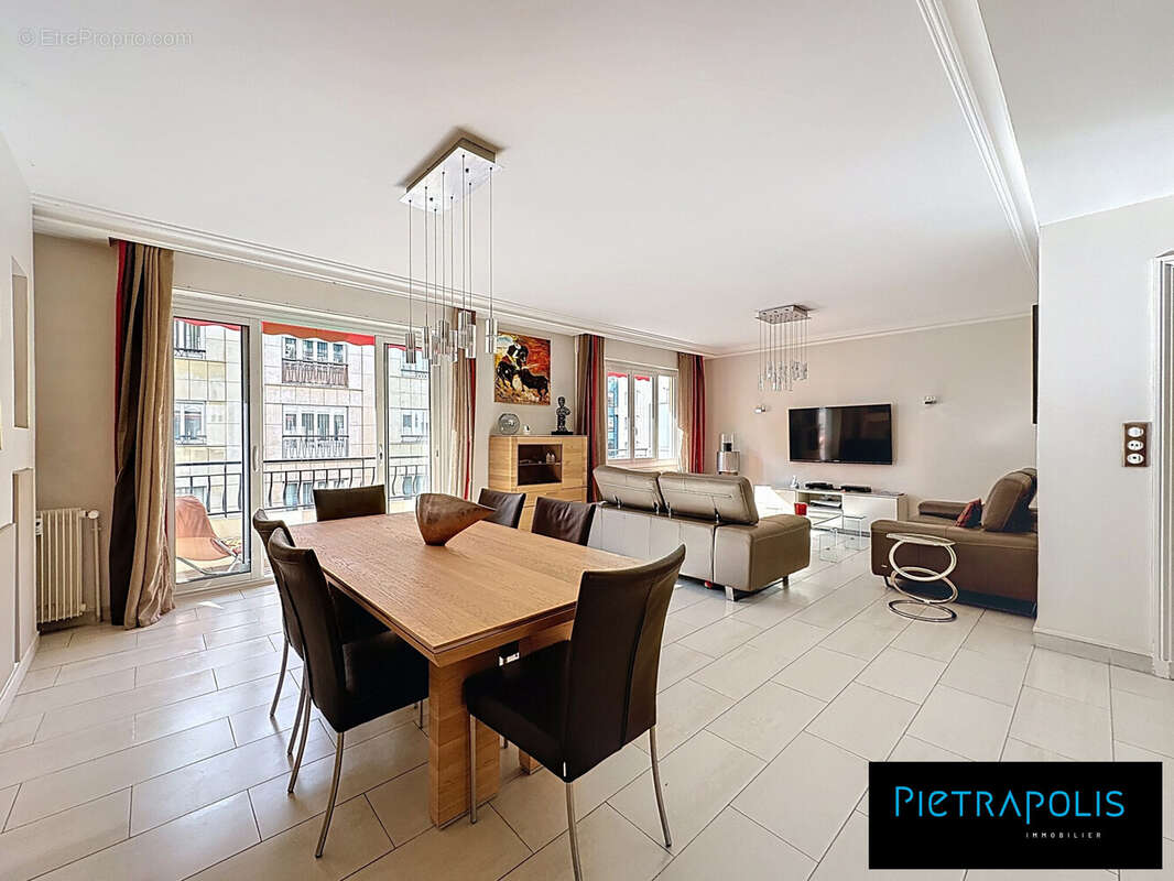 Appartement à LYON-6E