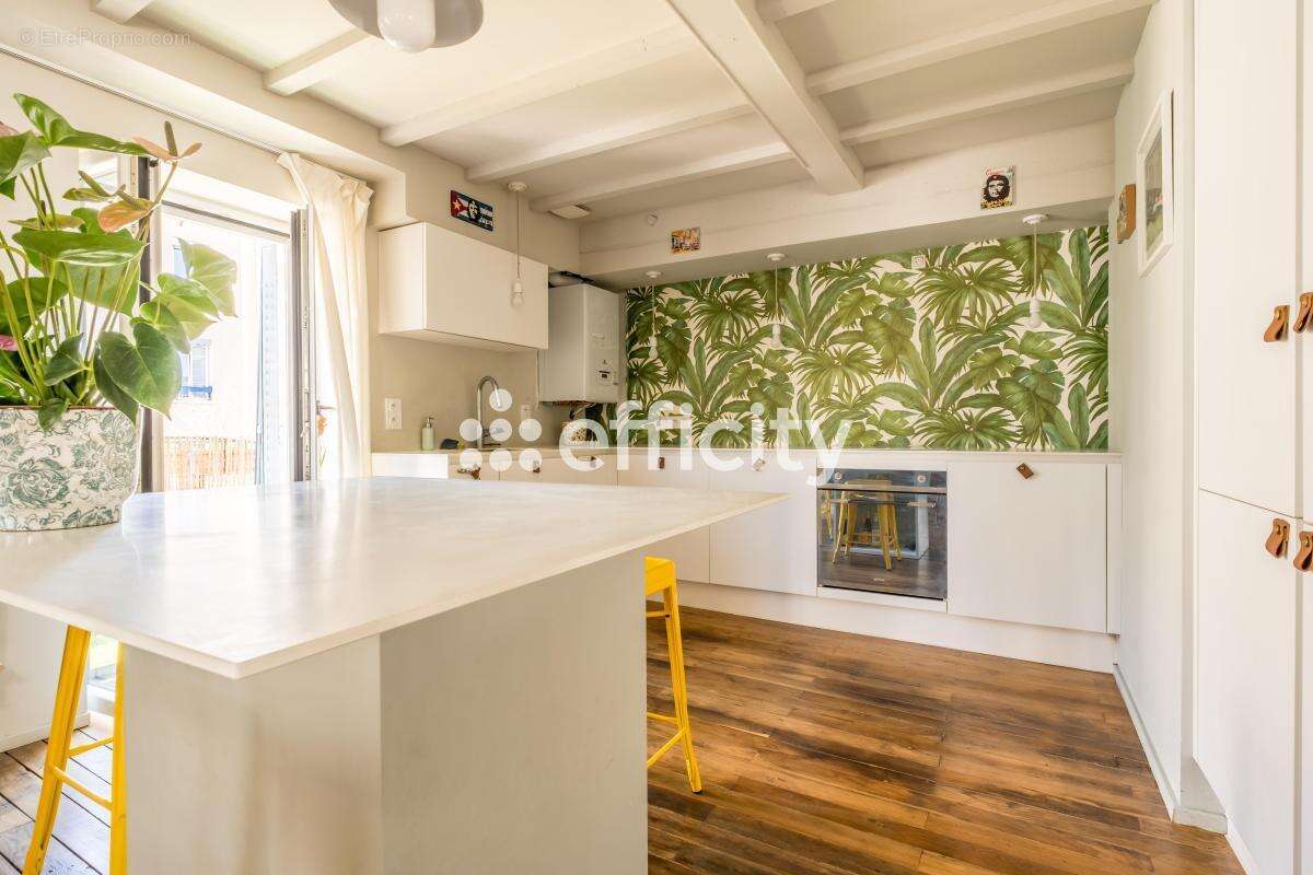 Appartement à LYON-7E