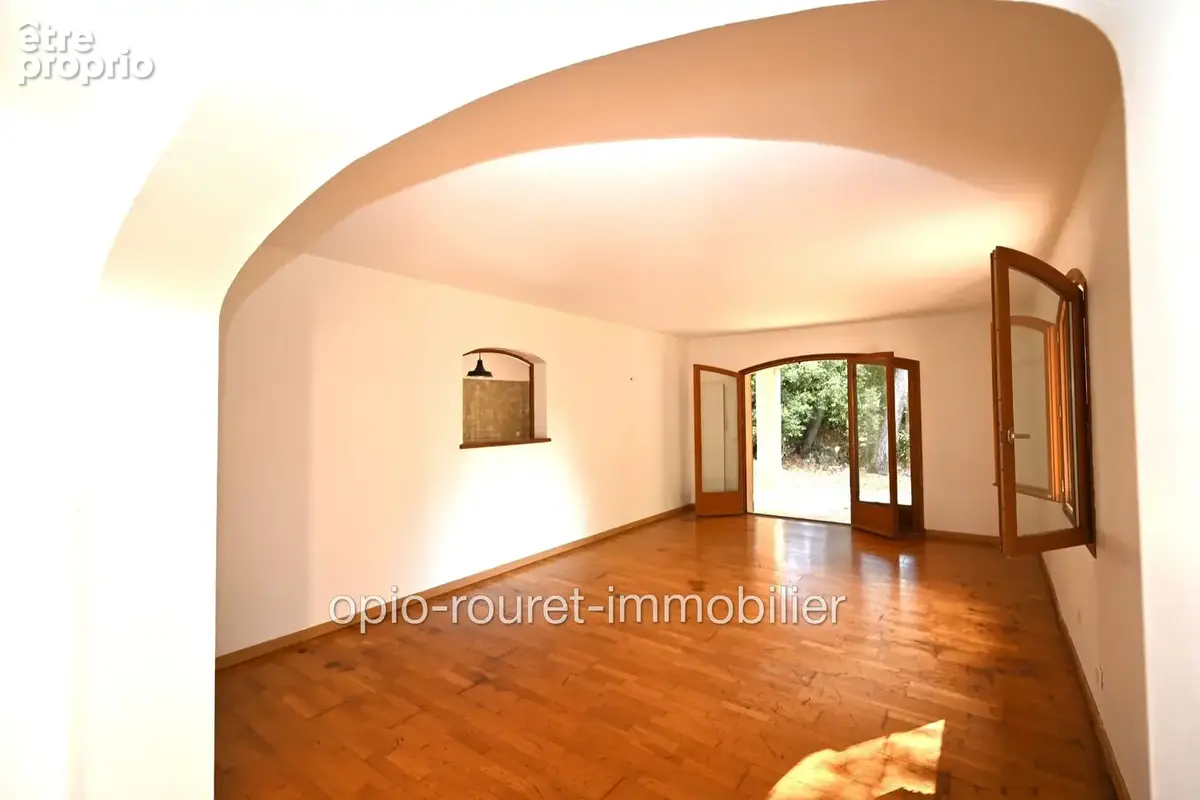 Maison 4 pièces 123 m² à vendre à Roquefort-Les-Pins (06330) - photo 9