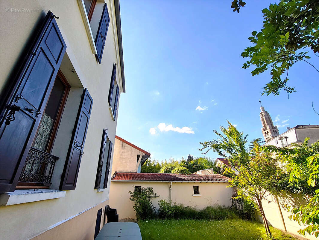 Maison à VILLEMOMBLE