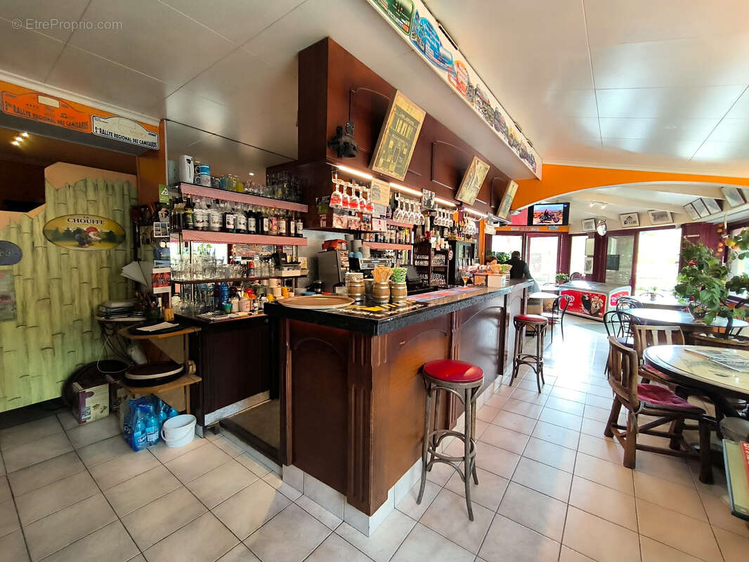 Commerce à SAINT-JEAN-DU-GARD