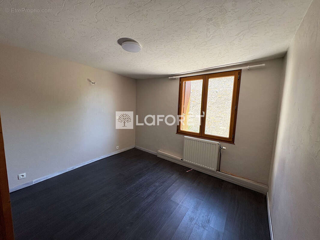 Maison à GAILLON-SUR-MONTCIENT