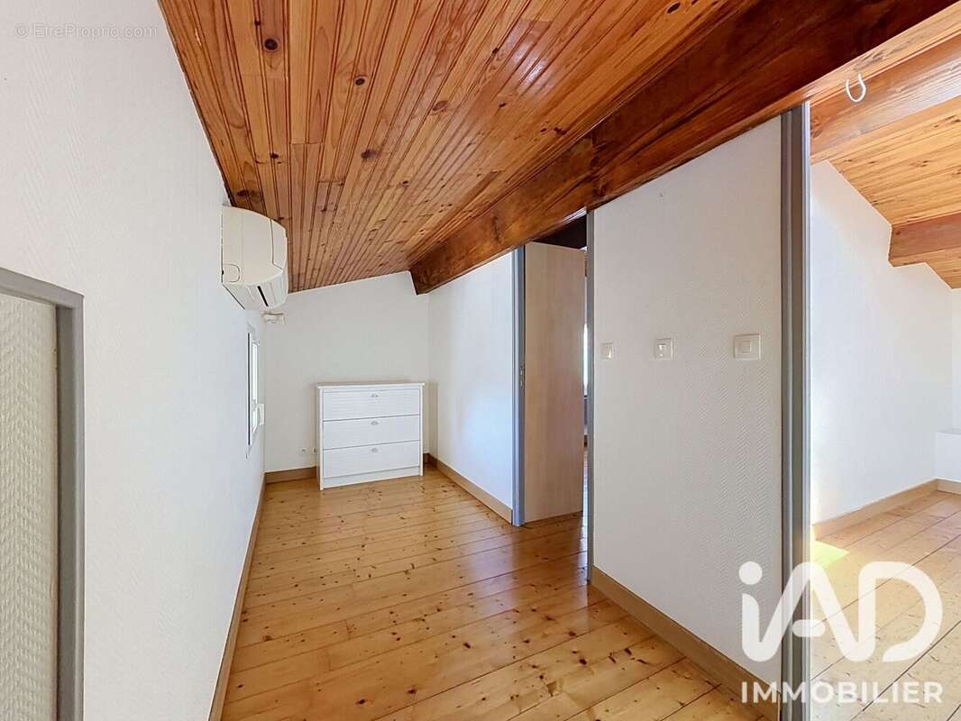 Maison 70 m² à Mosnac  - photo 7