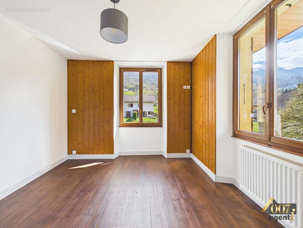 Appartement à NOTRE-DAME-DES-MILLIERES