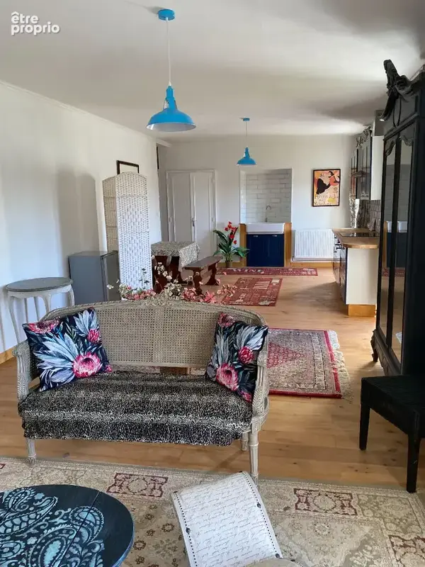 A deux pas de la Cité Médiévale, Maison de maître 350 m² - photo 6