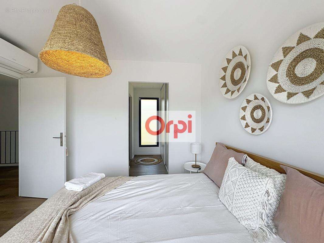 Villa contemporaine -  4 suites - Piscine proche Plages - photo 8