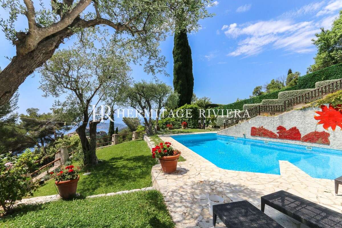 Maison à EZE