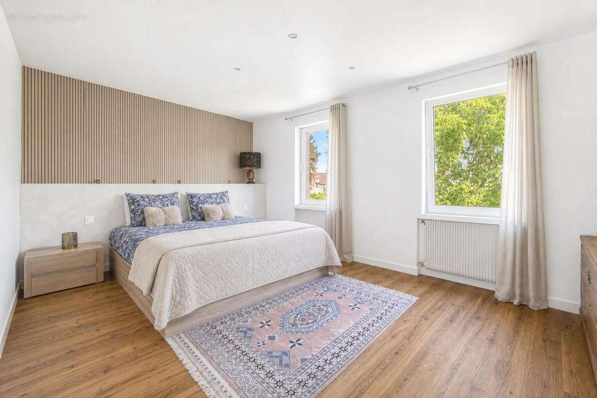 Maison de 8 pièces de 218 m² à Ingwiller - photo 7