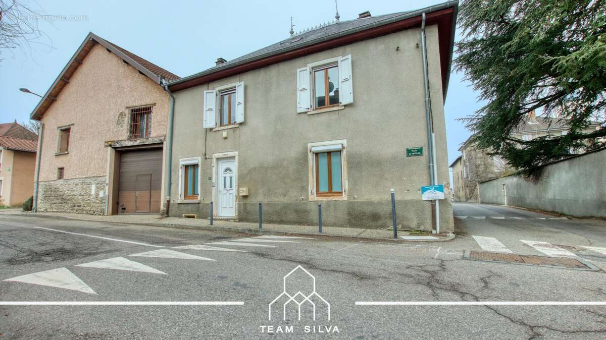 Maison à BOURGOIN-JALLIEU