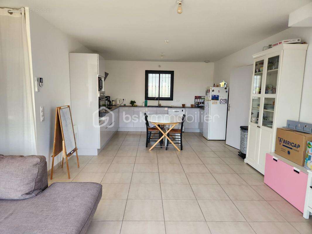 Maison à FORCALQUIER