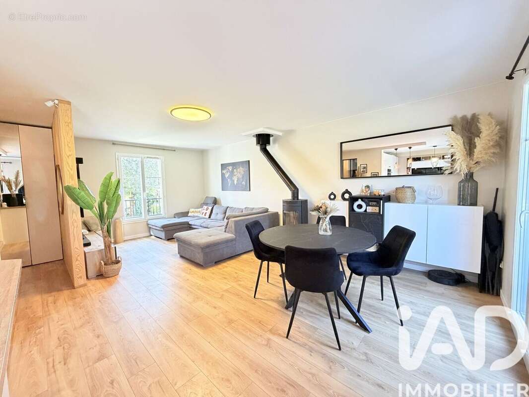 Photo 3 - Maison à TIGERY